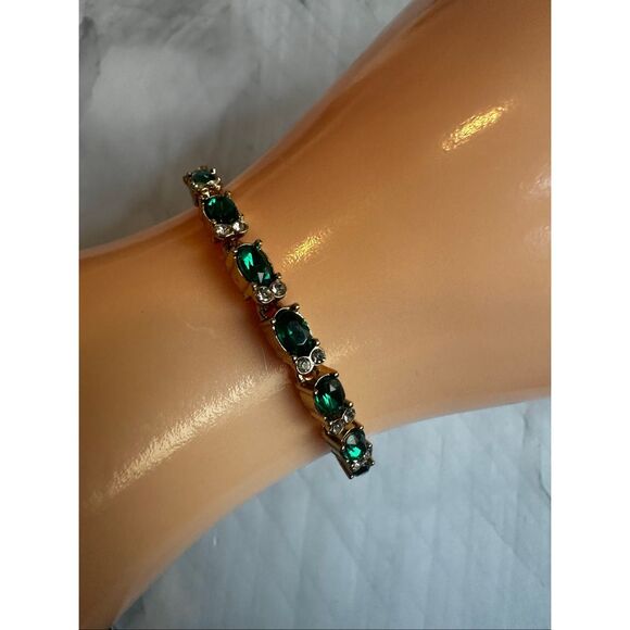 Emerald Green Rhinestone Tennis Bracelet Gold Tone - Picture 1 of 6